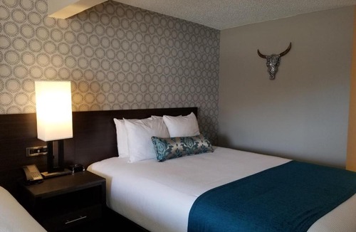 Yakima Hotel | The Hotel Y, a Dazzler Select by Wyndham