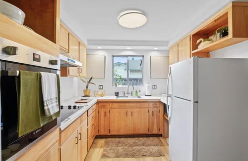 Eugene House | The Jasmine House - Cute & Centrally Located home