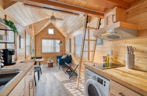 Richmond Hotel | The Kingpost by Stay Portland - Richmond
