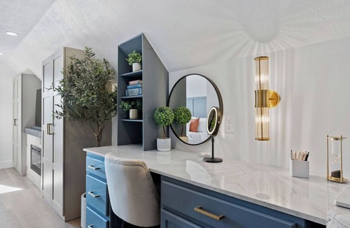 Kearns Apartment | The Lofty Lodge, Cozy and Lux