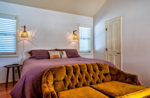 Escalante House | The Loubird Inn