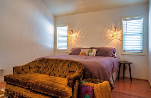 Escalante House | The Loubird Inn