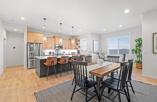 Tri-Cities House | The Modern Retreat in Pasco