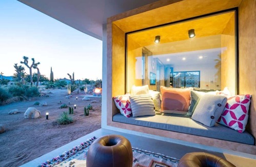 Pioneertown House | The Modern Wolfden Gorgeous Modern Group Retreat