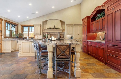Eagle-Vail Ski Chalet | The Mountain Chateau | Stunning Views