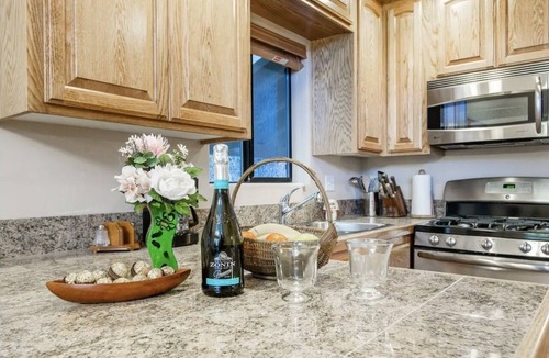 Arrowhead Villas Cabin | The Mountain Haven Hideaway! Perfect Location! 3/2