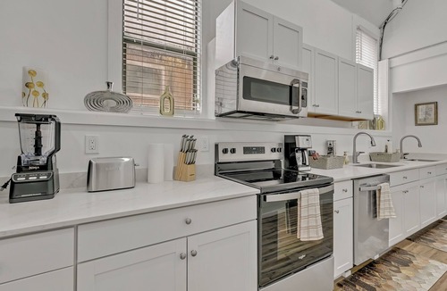 Columbia City Apartment | The Nest At Columbia City