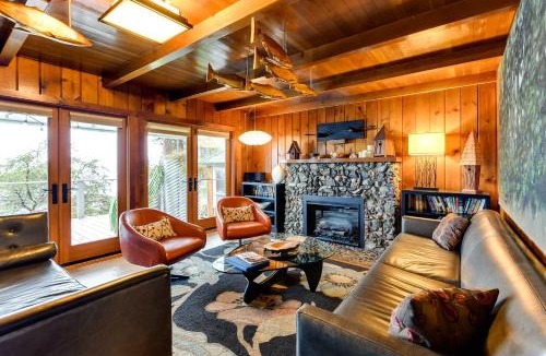 La Conner House | 'The Nest' Gorgeous Waterfront La Conner Getaway!