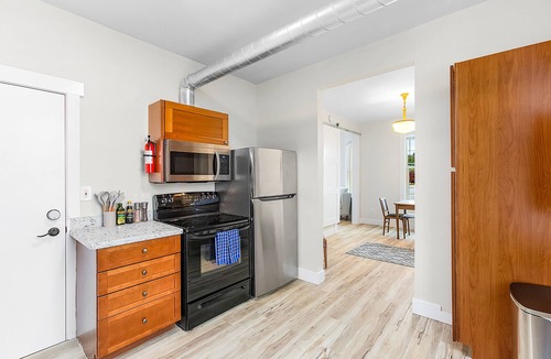 Stanwood Apartment | The Night Owl Perch