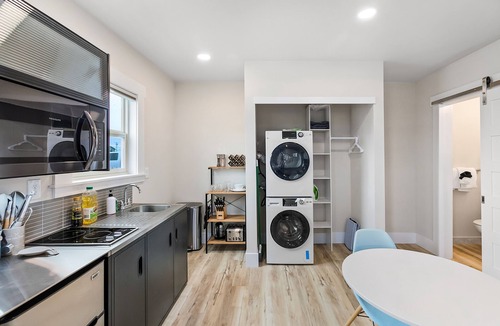 Stanwood Apartment | The Nightingale Nest