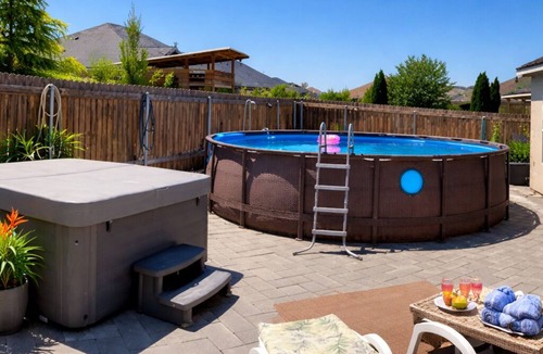 Kennewick House | The Oasis, Luxury 4BR Retreat with Private Pool + Resort Amenities