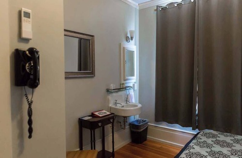 Centralia Bed & Breakfast | The Peak at Centralia Square | Room 308
