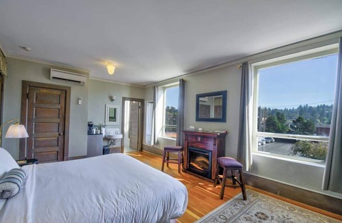 Centralia Apartment | The Peak at Centralia Square | Historic Suite 206
