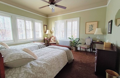Altamont Bed & Breakfast | The Pelican - Celebrating Wildlife Conservation