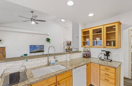 Ponderosa Trails House | The Ponderosa House- Garage, Quiet neighborhood