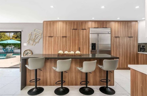Warm Sands House | The Retro Radiance PS