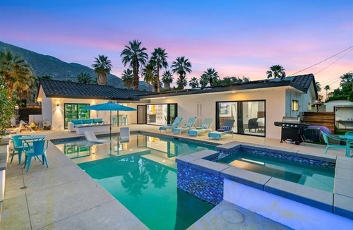 Warm Sands House | The Retro Radiance PS