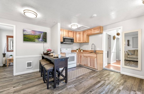 Sea Acre House | The Salish-7: 7 Bedrooms Bay Views Bellingham