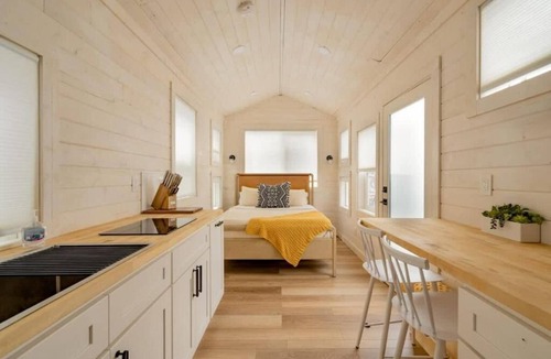 Alberta Arts District Hotel | The Scarlet by Stay Portland - Alberta Arts
