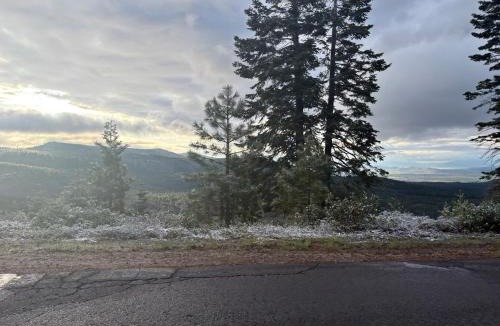 Susanville Villa | The Spaulding Pines Studio