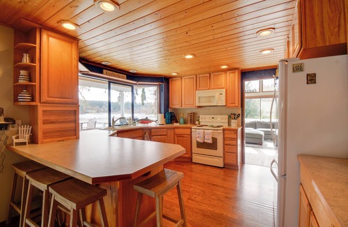 East Olympia House | The Swedish Fish: Getaway on Lake Saint Clair!