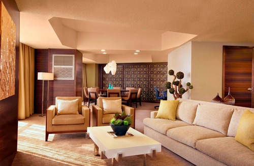 Financial District Hotel | The Westin Bonaventure Hotel and Suites, Los Angeles