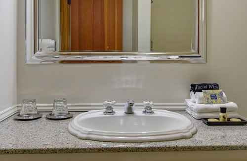 La Conner Bed & Breakfast | The Wild Iris Inn