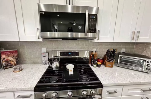 Bullhead City House | Thumbs Up!