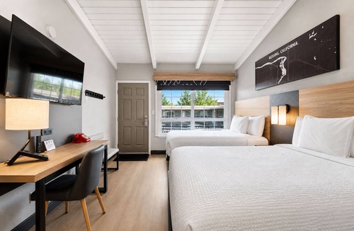 Downtown Hotel | Thunderbird Lodge