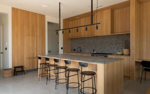 Joshua Tree House | Timber House - Joshua Tree Views Pool & Spa