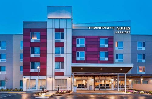 Fort Lewis Hotel | TownePlace Suites by Marriott Tacoma Lakewood