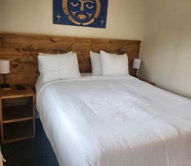Tokeland Hotel | Tradewinds On The Bay
