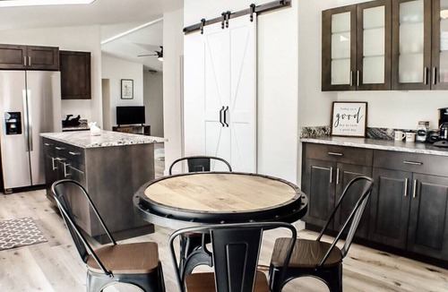 Moab South Valley House | "Trail Leader" Newly Remodeled Single Family Home