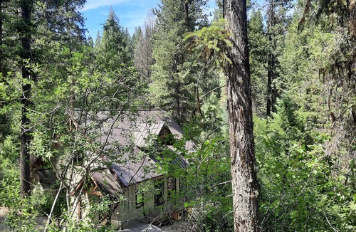 Garden Valley House | Tranquil Treasure House in Terrace Lakes Golf Resort