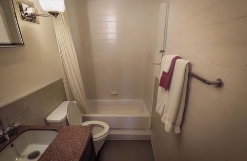 Outlook Hotel | Travel Inn