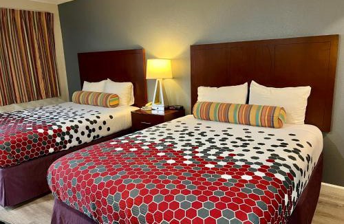 Downtown Eugene Hotel | Travelers Inn Eugene University