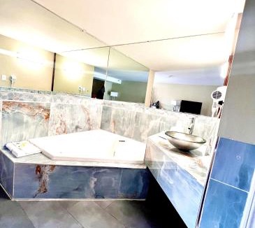 Downtown Reno Hotel | Travelodge by Wyndham Reno