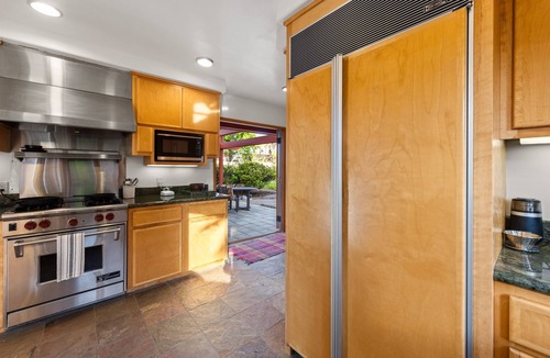 Solana Beach House | Tutu's Surf House - Views and beach access: one of a kind!