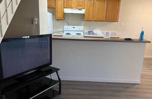 Antioch Condo | Two bedrooms one Bath Two story Condo upto 6 people