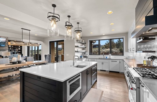 Powell Butte House | Two Saddle Estate | Brasada Ranch | 5200 SF!