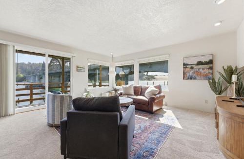 Florence Apartment | Two Separate Units at this Incredible Riverfront Oasis with Wraparound Deck