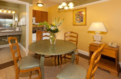 Downtown Reno House | Ultimate Nevada Experience | 2 Relaxing Room w/Everything You Need | Pool