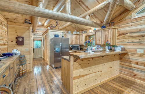 Blanco Cottage | Ultimate Riverfront Retreat! Blanco Family Cabin