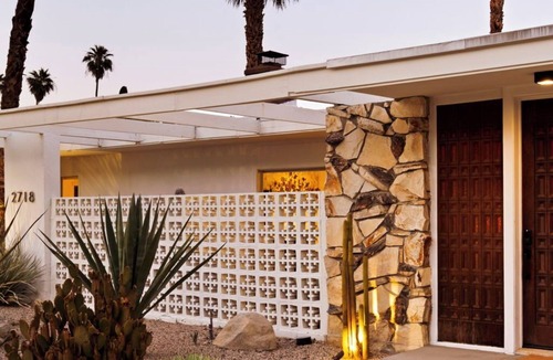 Indian Canyon House | Ultra-Luxe Private Mid-Century Estate - Pool, Spa, Sauna, Firepit , Views & More 3BD, 3BTH