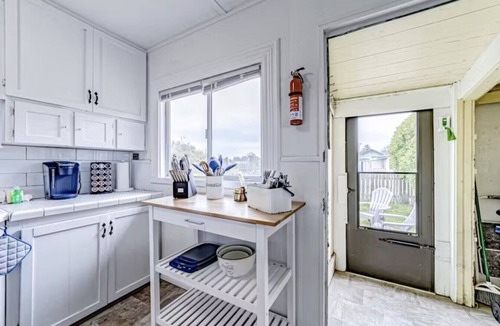 Eureka Apartment | Unforgettable dog-friendly retreat