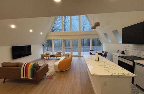 Forks House | Unique A-Frame house nestled at the edge of rainforest with Sauna & Hot-tub