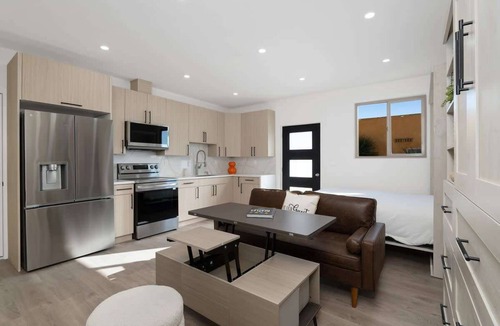 Bankers Hill House | Unique, Entire 4 Bedroom Home - High End Modern