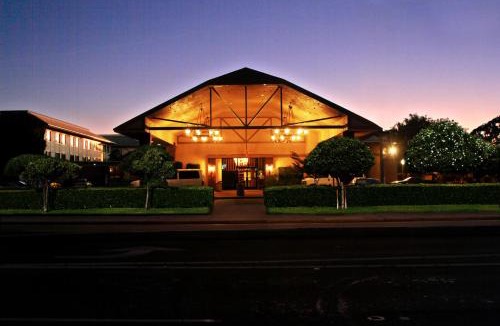 Raisin Hotel | University Square Hotel
