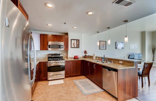 Downtown Las Vegas Condo | upbeat high-energy surroundings