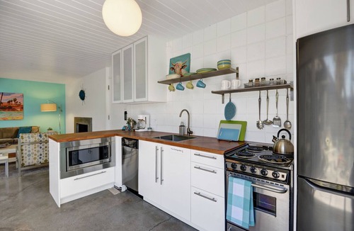 Twin Palms Condo | Updated Bungalow Condo located at the Famous Ocotillo Lodge